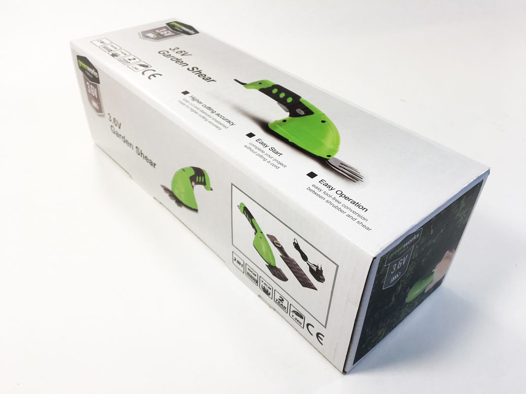 Садовые ножницы-кусторез аккумуляторные Greenworks 3,6V со встроенным аккумулятором на 2 A*ч без ручки-удлинителя