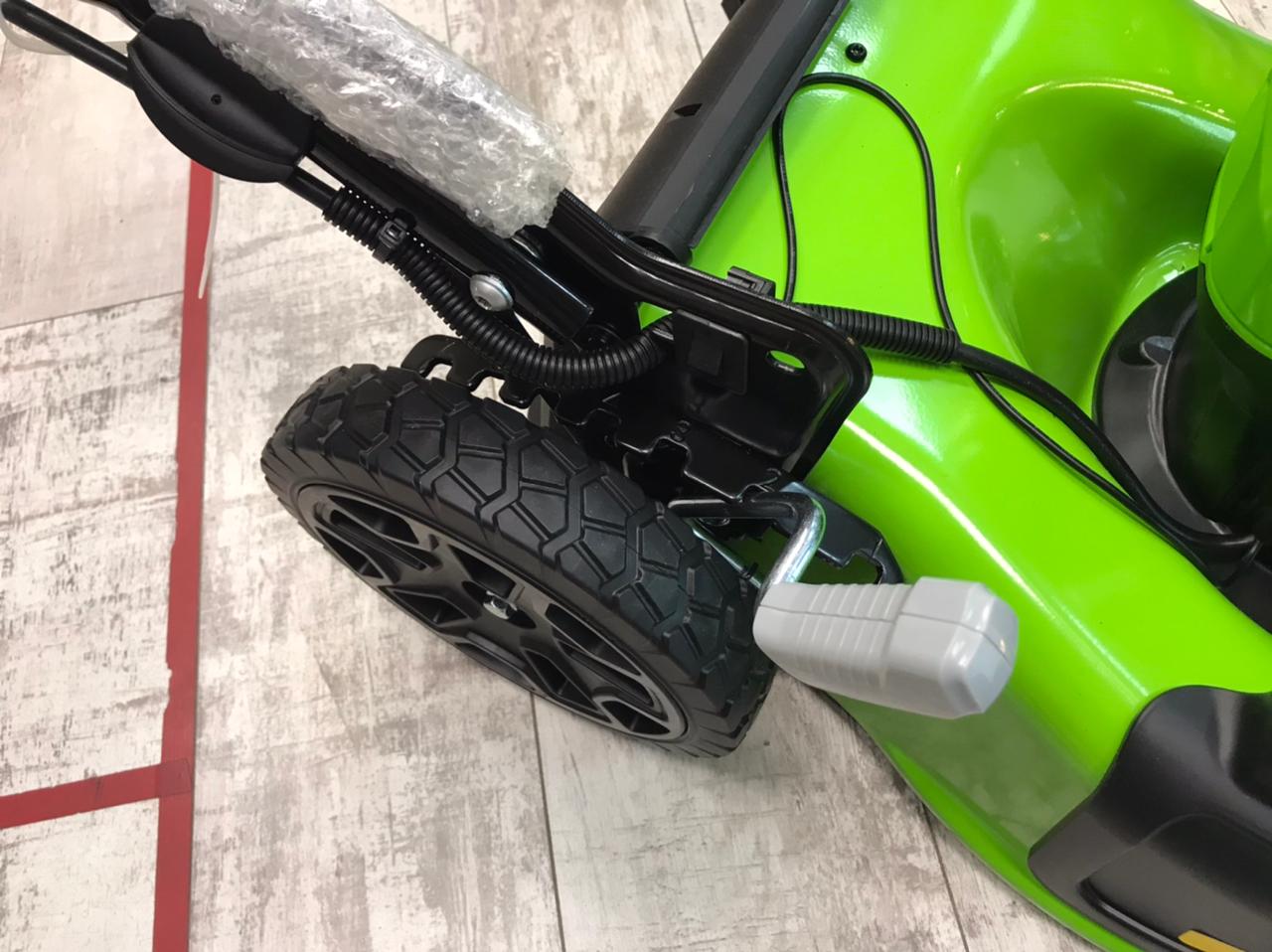 Газонокосилка аккумуляторная Greenworks 46 см 40V GD40LM46HP 2514407, бесщеточная, без АКБ и ЗУ