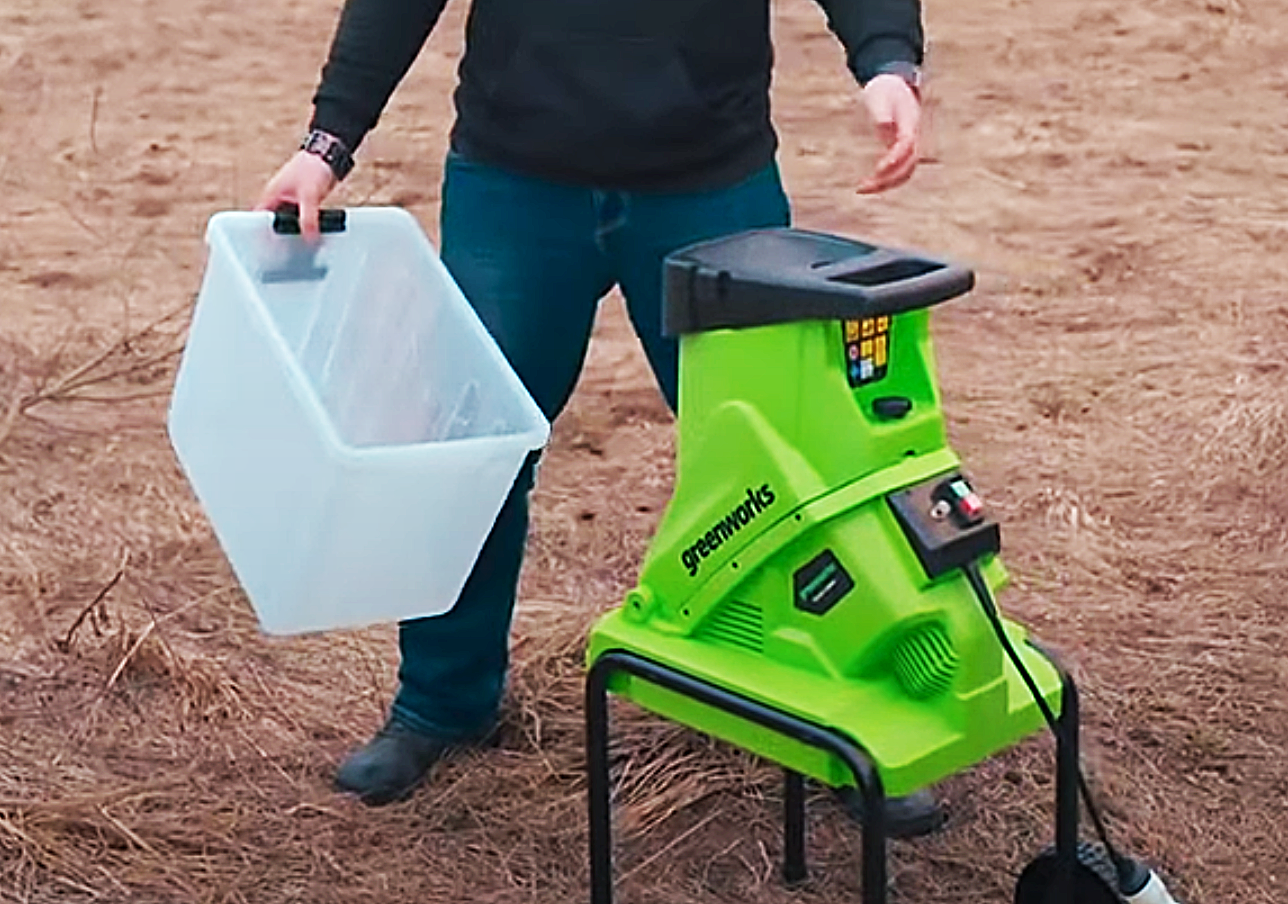Измельчитель с ящиком электрический Greenworks 230V GACSB 2500W 2206707