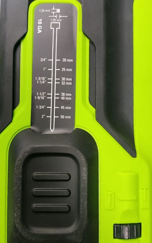 Гвоздезабивной пистолет (нейлер) аккумуляторный Greenworks 24V GD24BN 3400707, бесщёточный, без АКБ и ЗУ