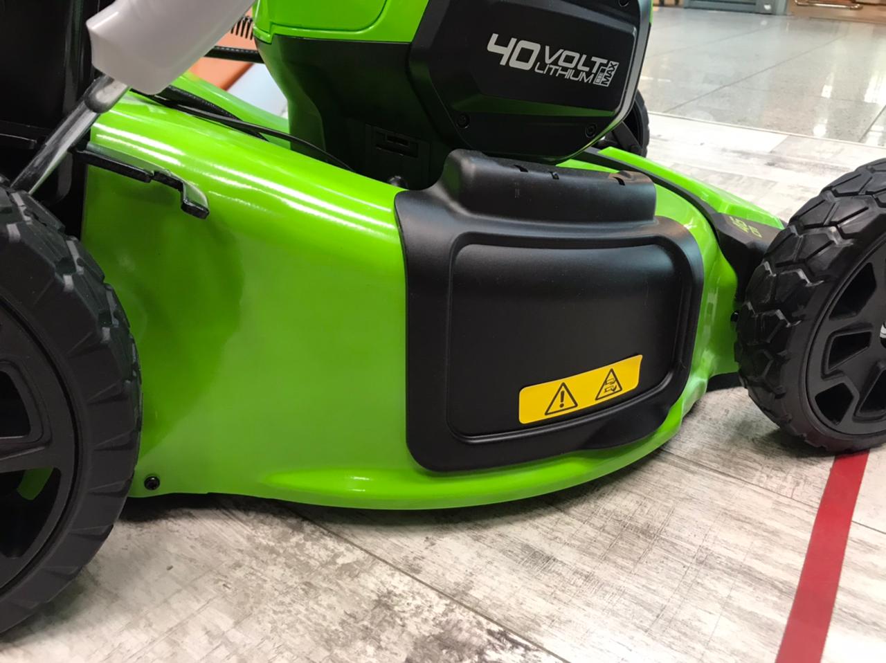 Газонокосилка аккумуляторная Greenworks 46 см 40V GD40LM46HP 2514407, бесщеточная, без АКБ и ЗУ