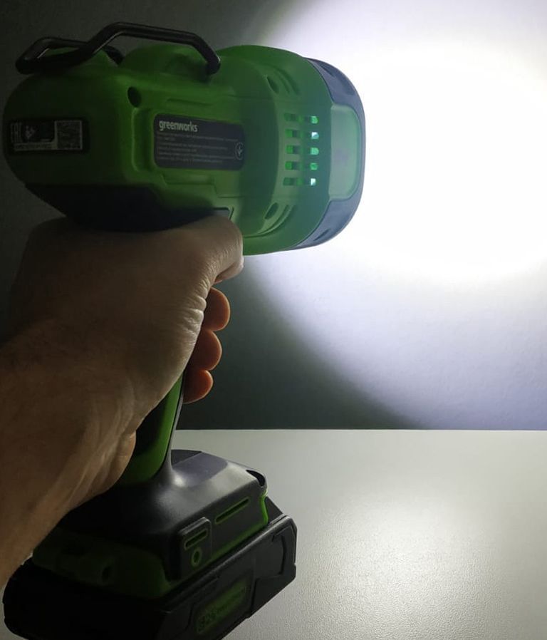 Фонарь-прожектор светодиодный (3000 лм) аккумуляторный Greenworks 24V G24SL 3401207, без АКБ и ЗУ