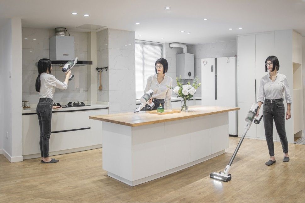 Пылесос вертикальный 500 Вт аккумуляторный Greenworks 24V G24SVK4D 4701107 на стойке, бесщёточный, с АКБ на 4 А*ч и ЗУ