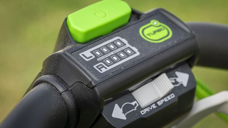 Газонокосилка самоходная, аккумуляторная 51 см Greenworks  60V GD60LM51SP 2514307, бесщеточная, без АКБ и ЗУ