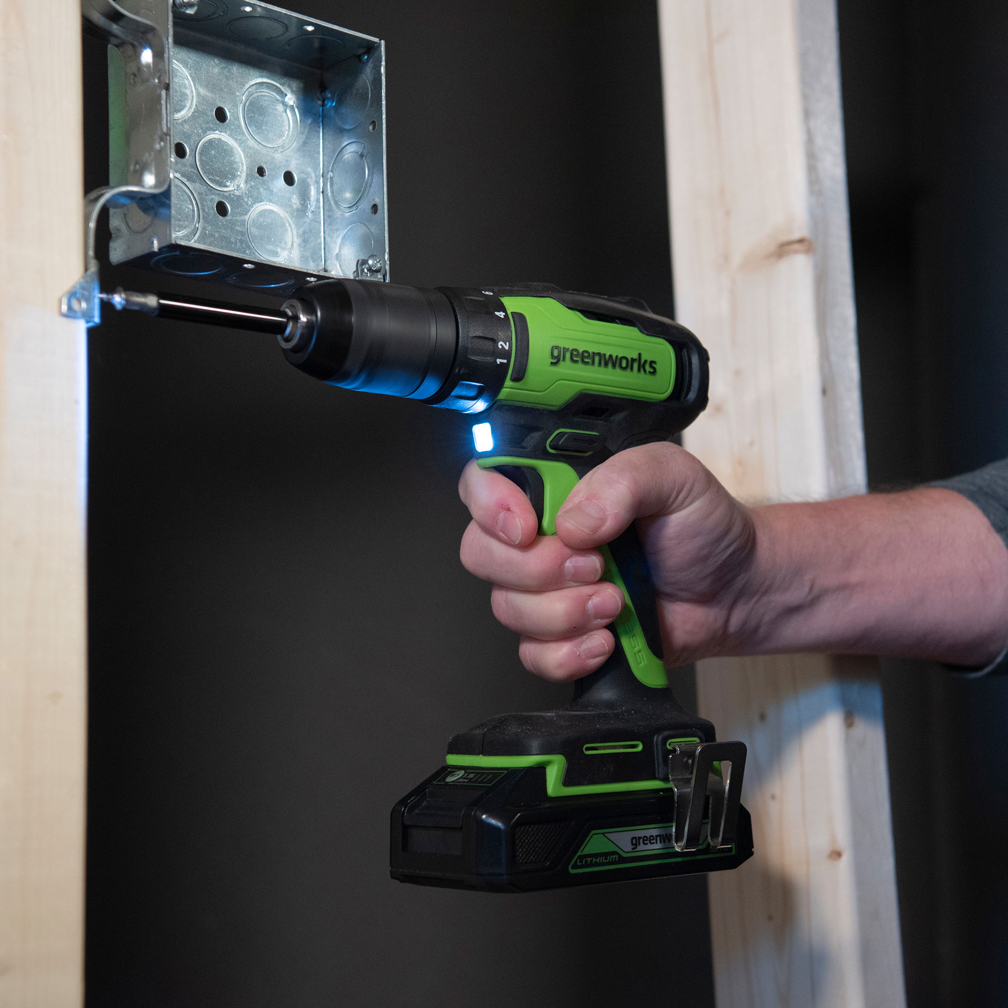 Дрель-шуруповерт аккумуляторная Greenworks 24V GD24DD35 (35 Нм), бесщеточная, без АКБ и ЗУ