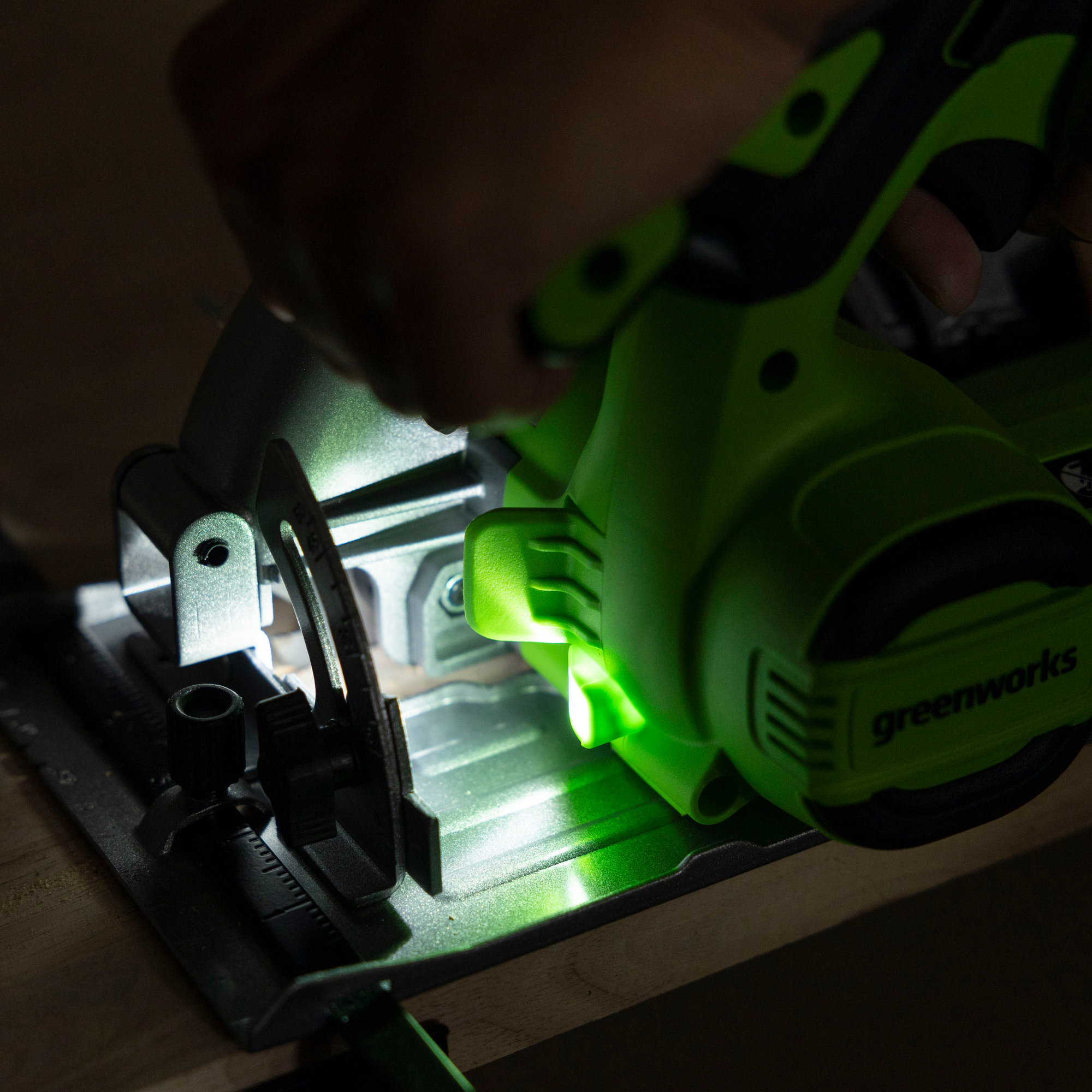 Пила циркулярная аккумуляторная Greenworks 24V GD24CS165 1501607, бесщеточная, без АКБ и ЗУ