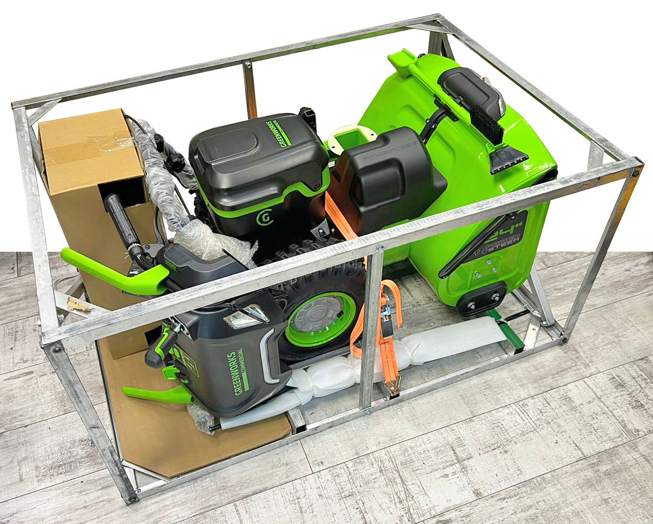 Снегоуборщик аккумуляторный самоходный 61 см Greenworks 82V Commercial GD82ST56 2602807, бесщёточный, без АКБ и ЗУ