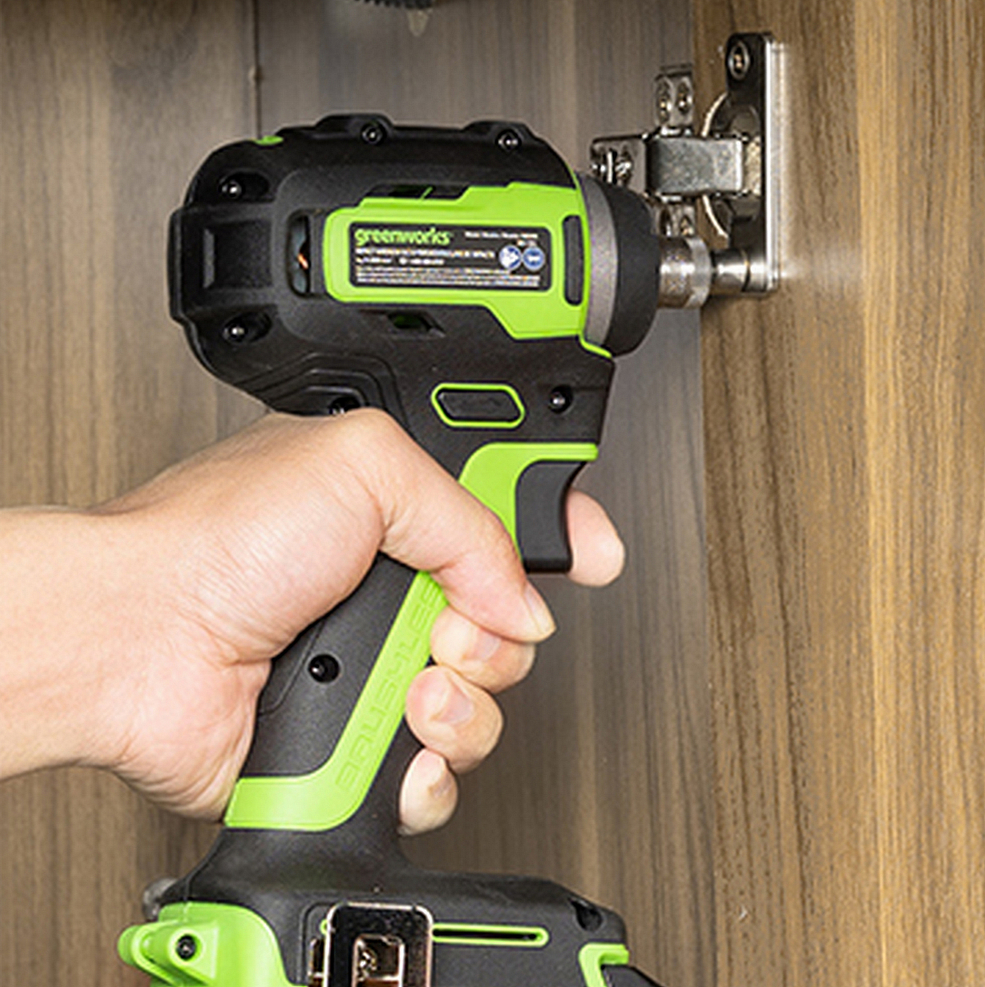Гайковёрт ударный аккумуляторный Greenworks 24V 200Нм G24IW200 3803607, бесщёточный, без АКБ и ЗУ