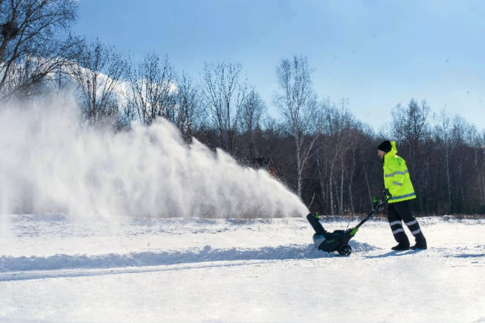 Снегоуборщик аккумуляторный Greenworks 56 см 82V 82SN22 2603307, бесщёточный, без АКБ и ЗУ