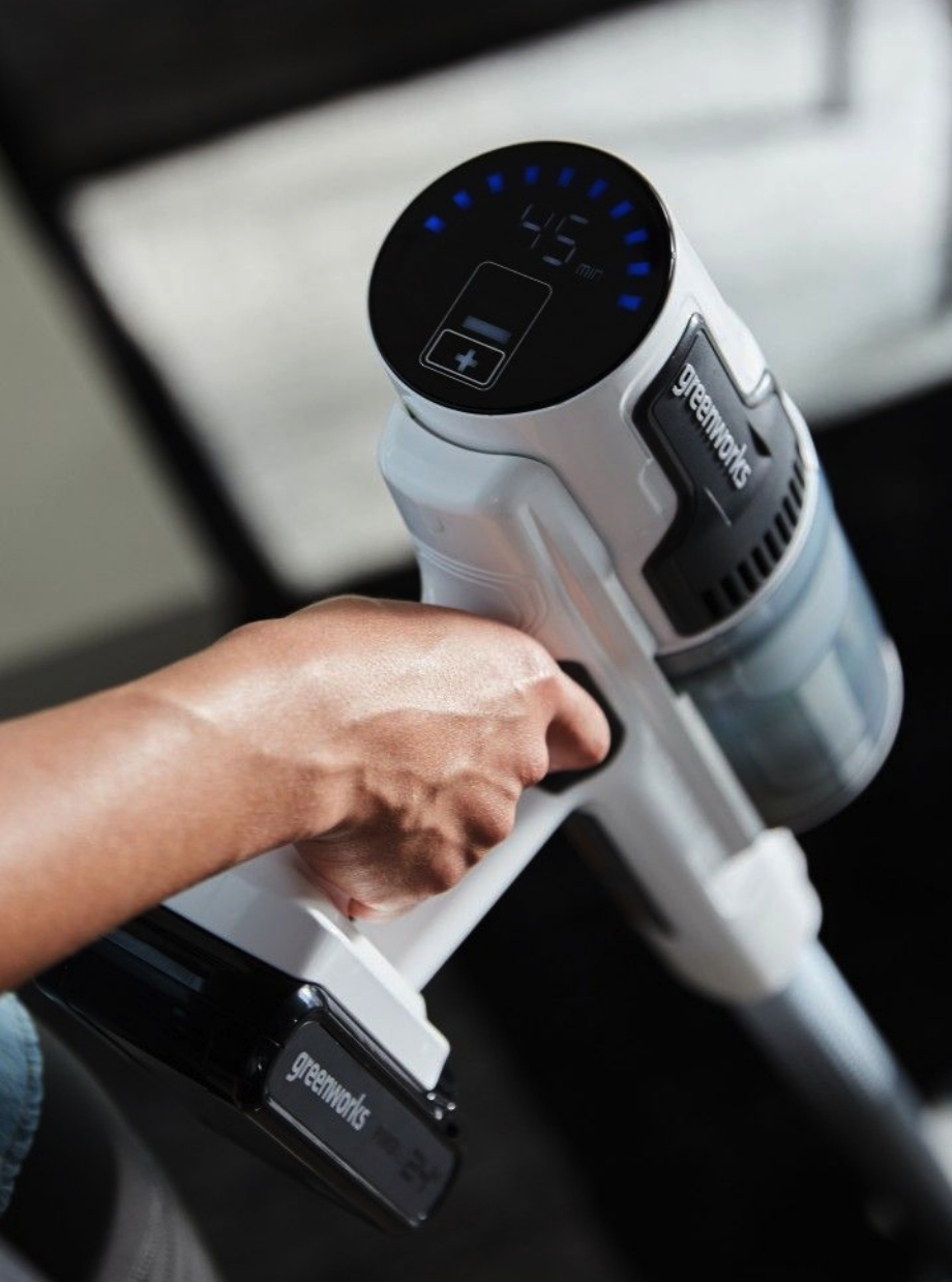 Пылесос вертикальный 500 Вт аккумуляторный Greenworks 24V G24SVK4D 4701107 на стойке, бесщёточный, с АКБ на 4 А*ч и ЗУ