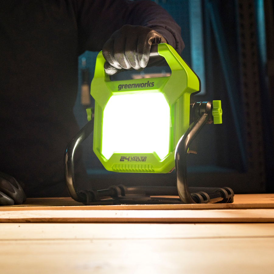 Прожектор светодиодный (2000 лм) аккумуляторный Greenworks 24V G24WL 3401307, без АКБ и ЗУ