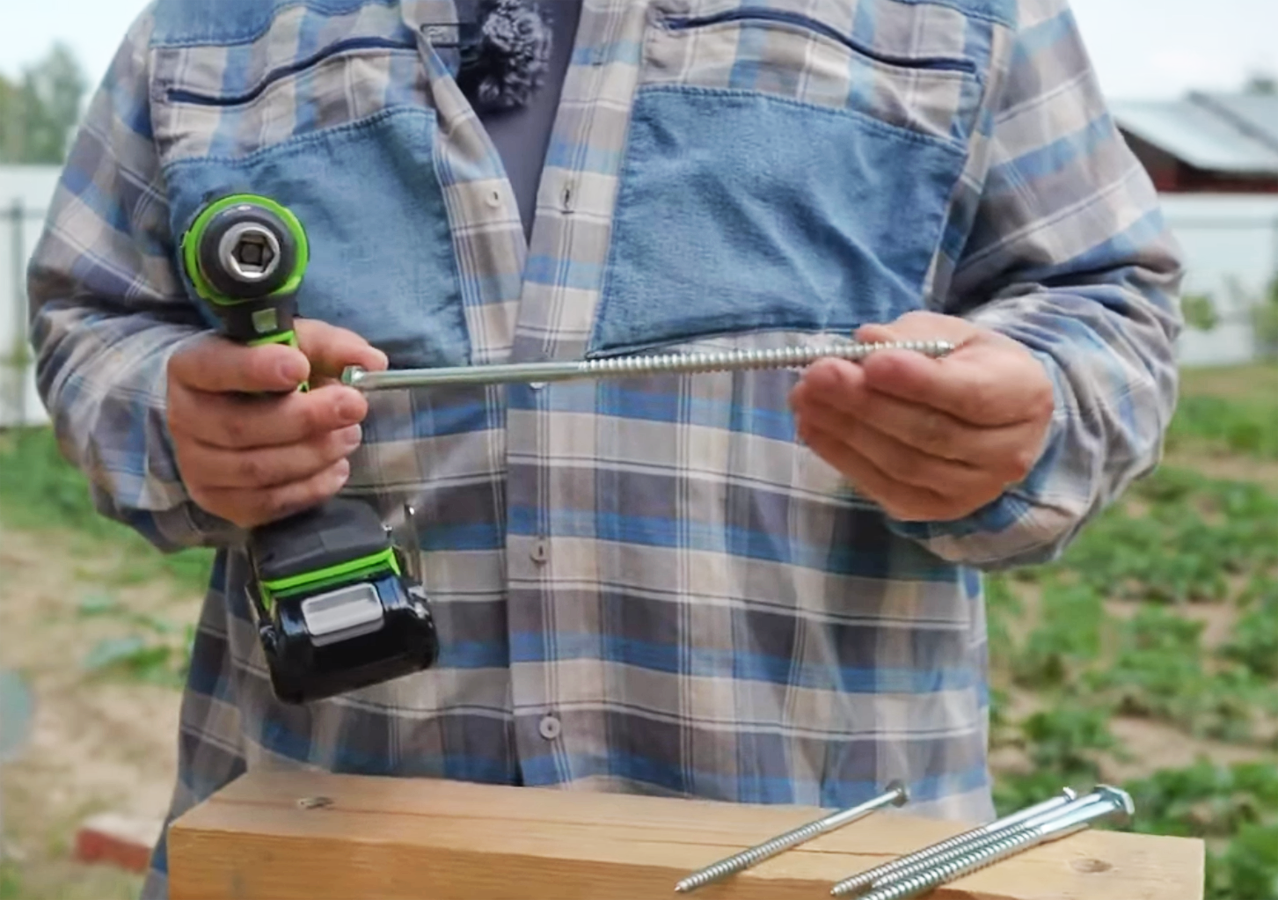 Гайковёрт ударный аккумуляторный Greenworks 24V 200Нм G24IW200 3803607, бесщёточный, без АКБ и ЗУ