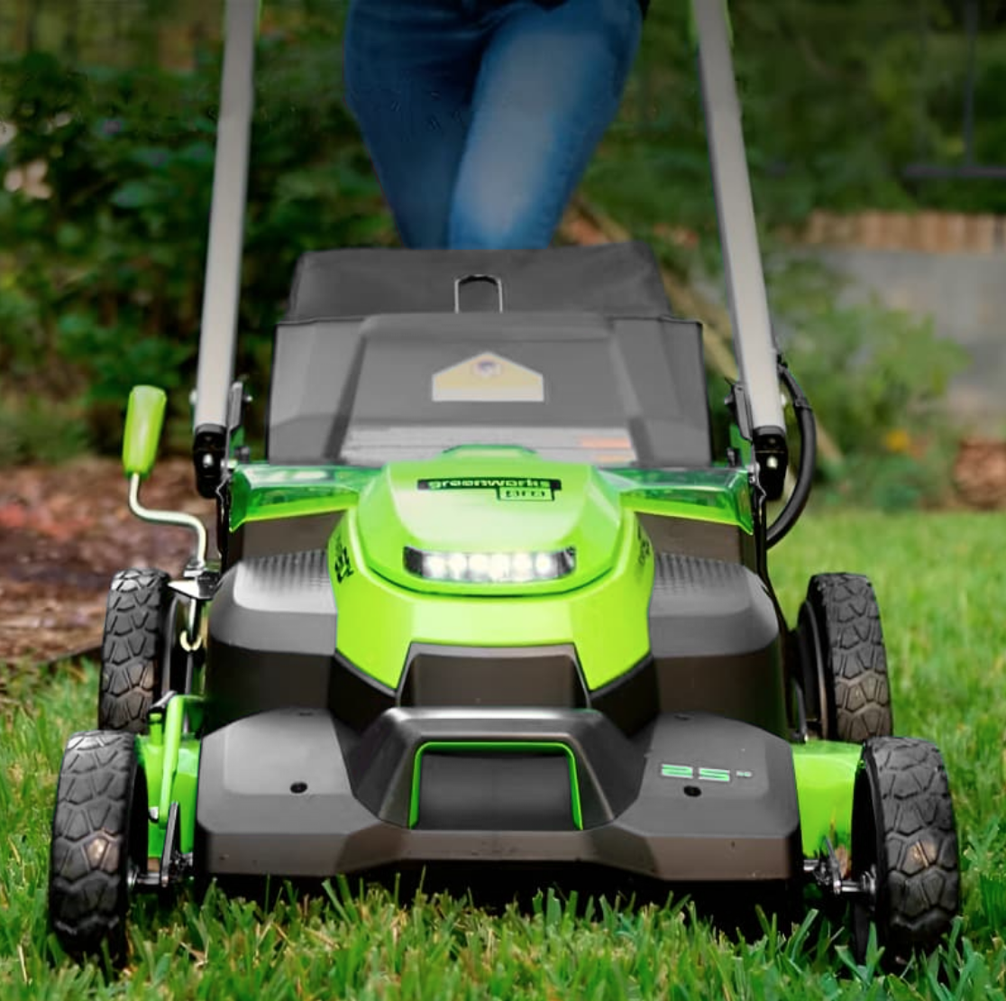 Газонокосилка аккумуляторная самоходная 61 см ТwinForсe Greenworks 60V GD60LM61 2519107, бесщеточная, без АКБ и ЗУ