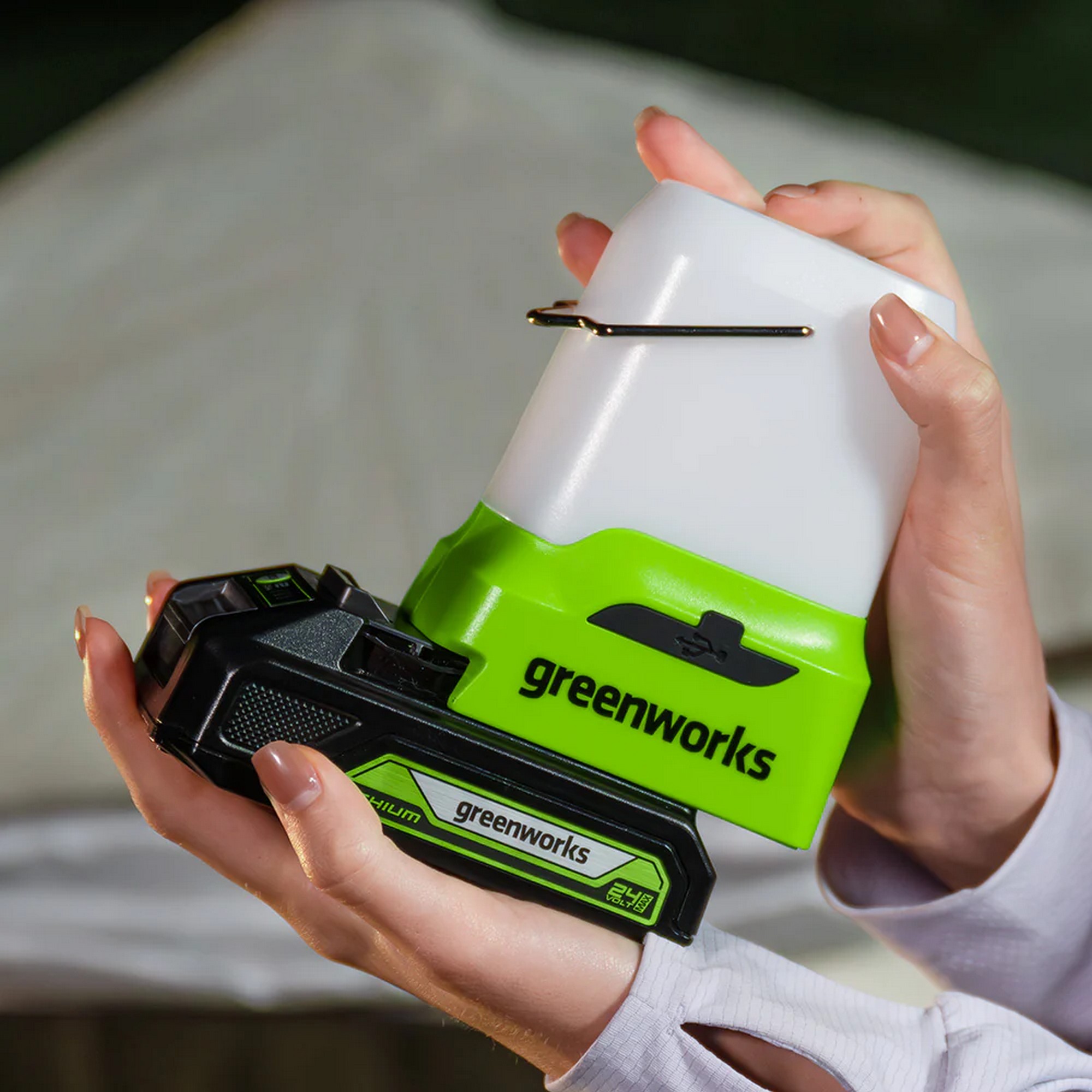 Фонарь аккумуляторный светодиодный (500 лм) Greenworks 24V G24LA500 3501007, без АКБ и ЗУ