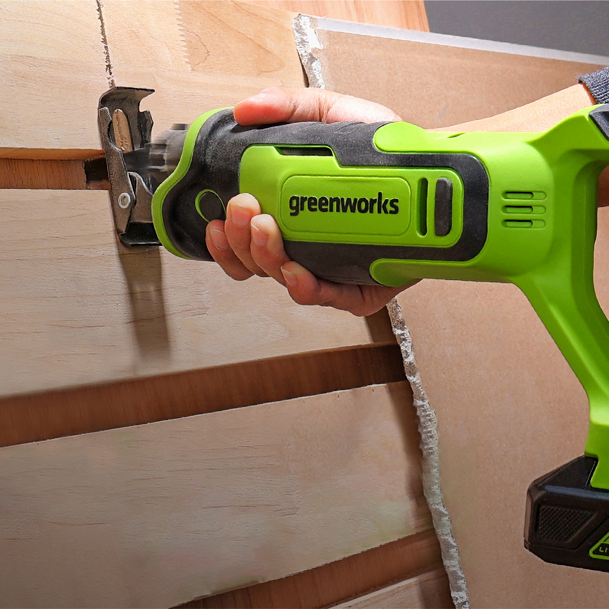 Пила сабельная аккумуляторная Greenworks 24V GPT-BLRS-1 1200607, бесщеточная, без АКБ и ЗУ