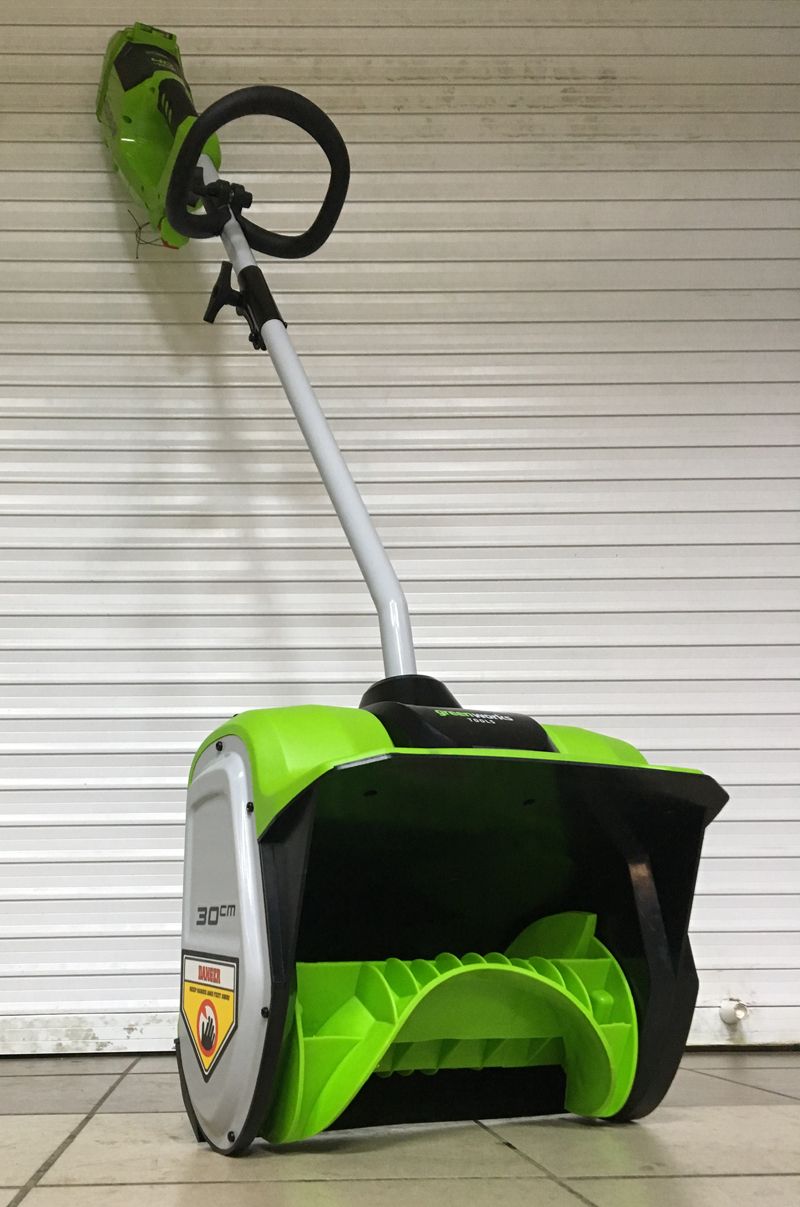 Снегоуборщик-лопата аккумуляторный Greenworks 30 см 40V G40SS30, бесщёточный, без АКБ и ЗУ