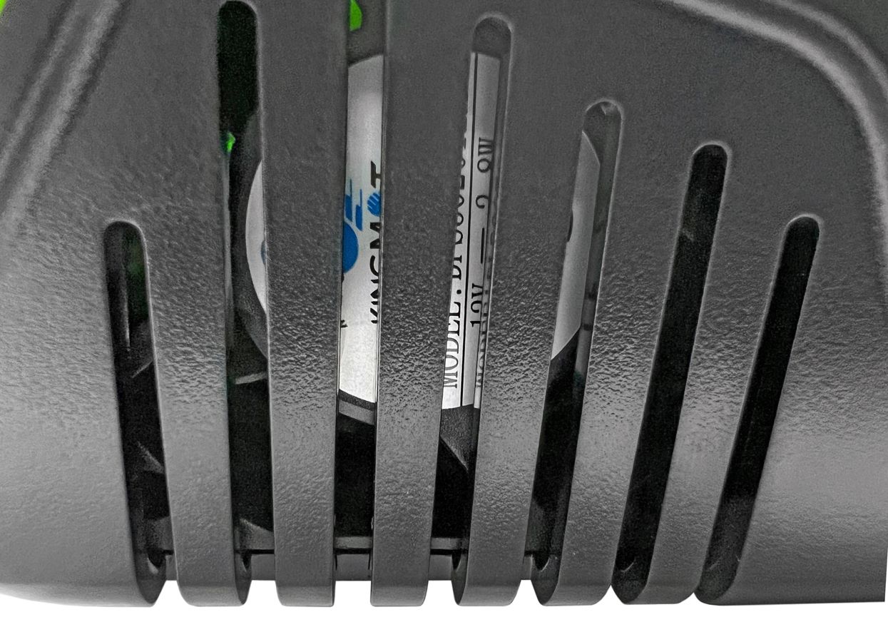 Зарядное устройство двойное быстрое (8 А) Greenworks 40V G40UC8 2938807 (с двумя слотами)