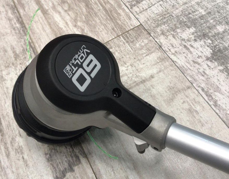 Триммер аккумуляторный 40 см Greenworks 60V GD60LT 2108307, бесщеточный, без АКБ и ЗУ