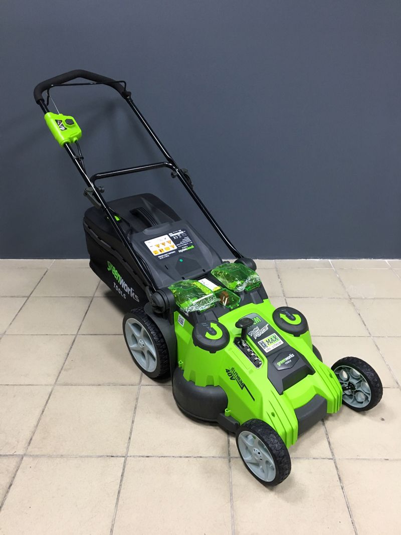Газонокосилка аккумуляторная Greenworks 49 см 40V G40LM49DB TwinForce 2500207, без АКБ и ЗУ