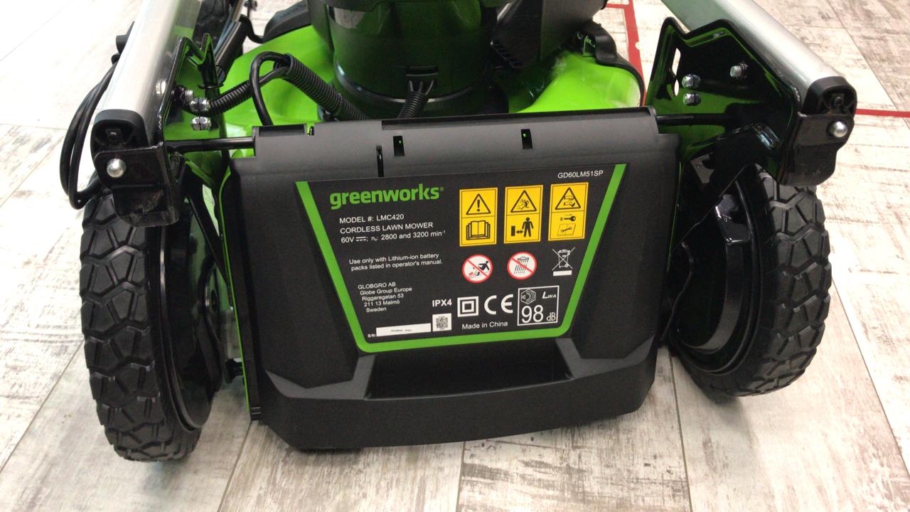 Газонокосилка самоходная, аккумуляторная 51 см Greenworks  60V GD60LM51SP 2514307, бесщеточная, без АКБ и ЗУ