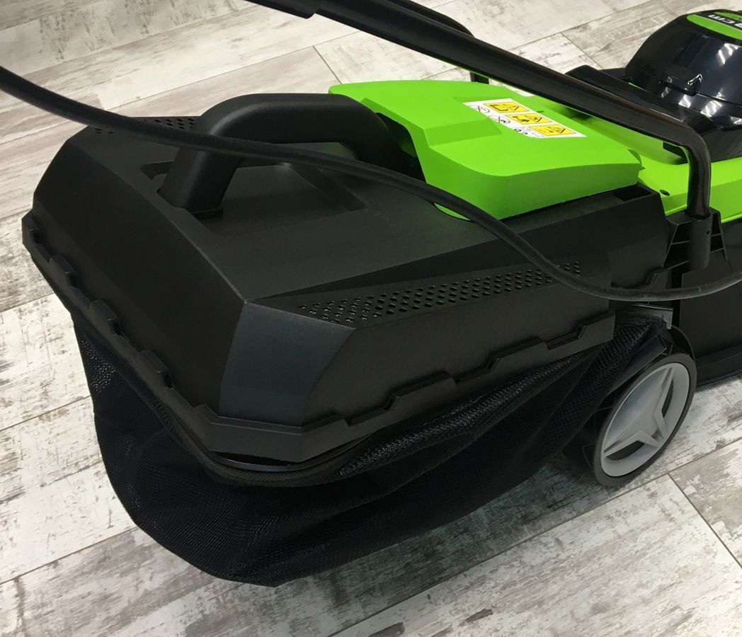 Газонокосилка аккумуляторная Greenworks 32 см 24V G24LM32K2 2509607, с АКБ на 2 А*ч и ЗУ-слайдер 0,5А