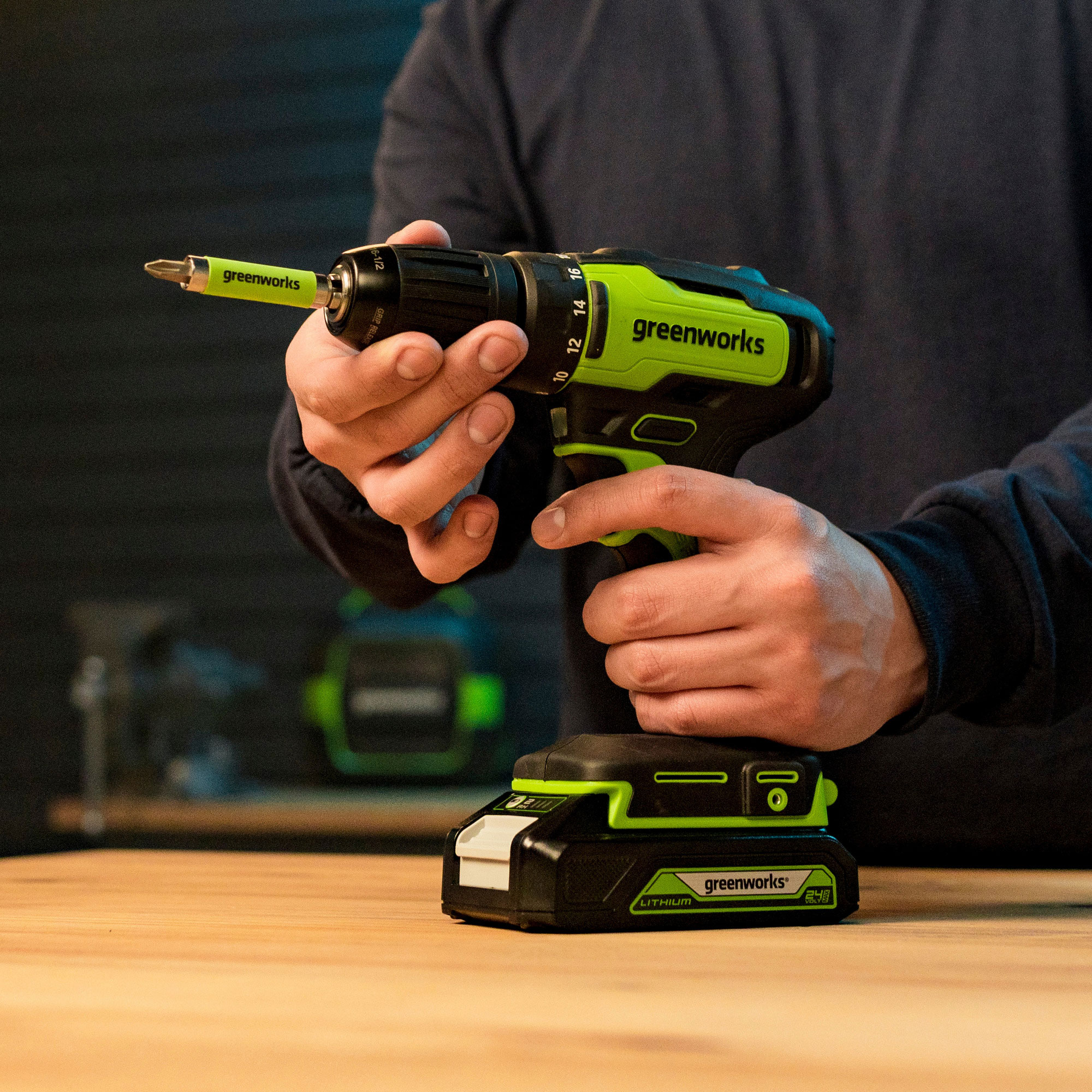 Дрель-шуруповерт аккумуляторная Greenworks 24V GD24DD35 (35 Нм), бесщеточная, без АКБ и ЗУ