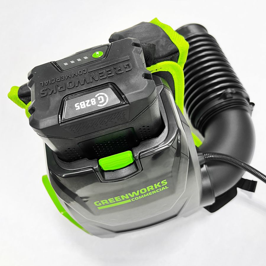 Воздуходувка аккумуляторная ранцевая Greenworks 82V GD82BPB, бесщеточная, без АКБ и ЗУ