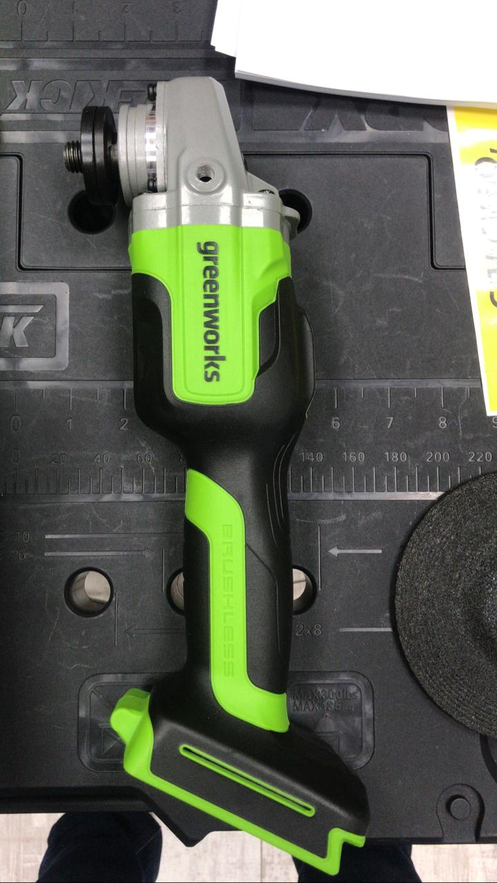 Угловая шлифмашинка (болгарка) 125 мм аккумуляторная Greenworks 24V GD24AG 3200207, бесщеточная, без АКБ и ЗУ