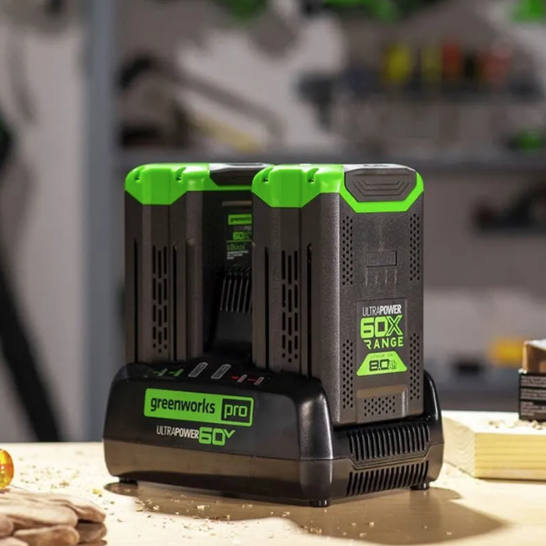 Зарядное устройство двойное быстрое (10А) Greenworks 60V G60DC10 2954407 (с двумя слотами)