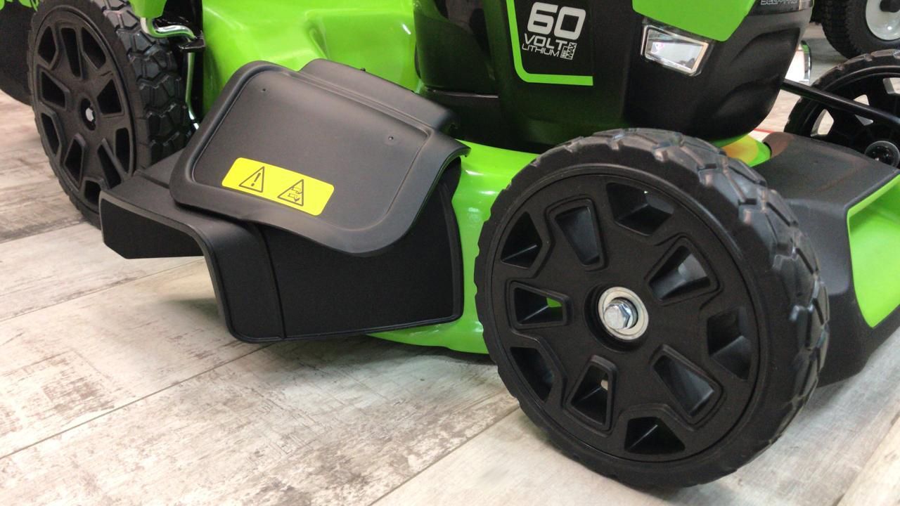 Газонокосилка самоходная, аккумуляторная 51 см Greenworks  60V GD60LM51SP 2514307, бесщеточная, без АКБ и ЗУ