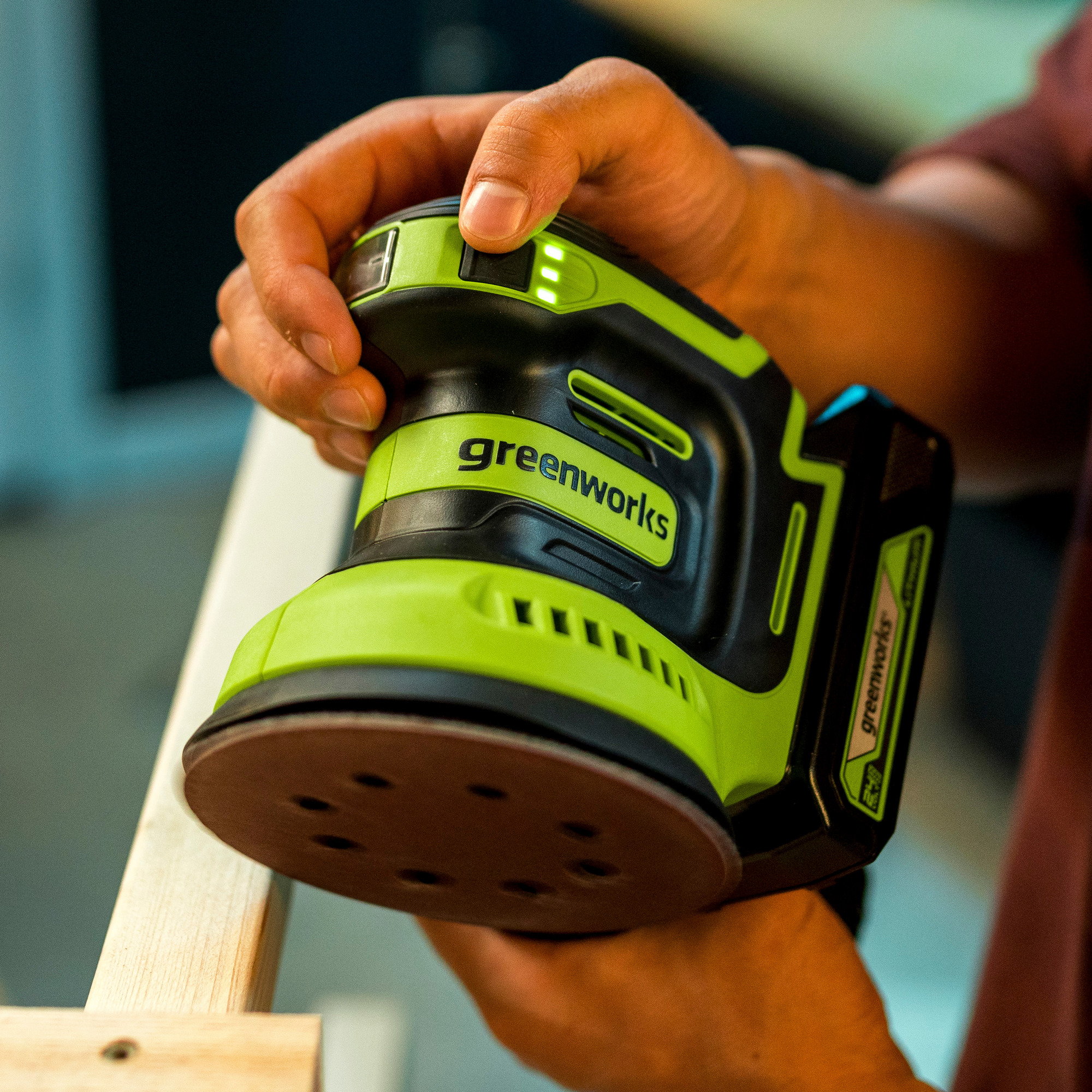 Шлифмашинка эксцентриковая 125 мм аккумуляторная Greenworks 24V OS325 3100907, без АКБ и ЗУ