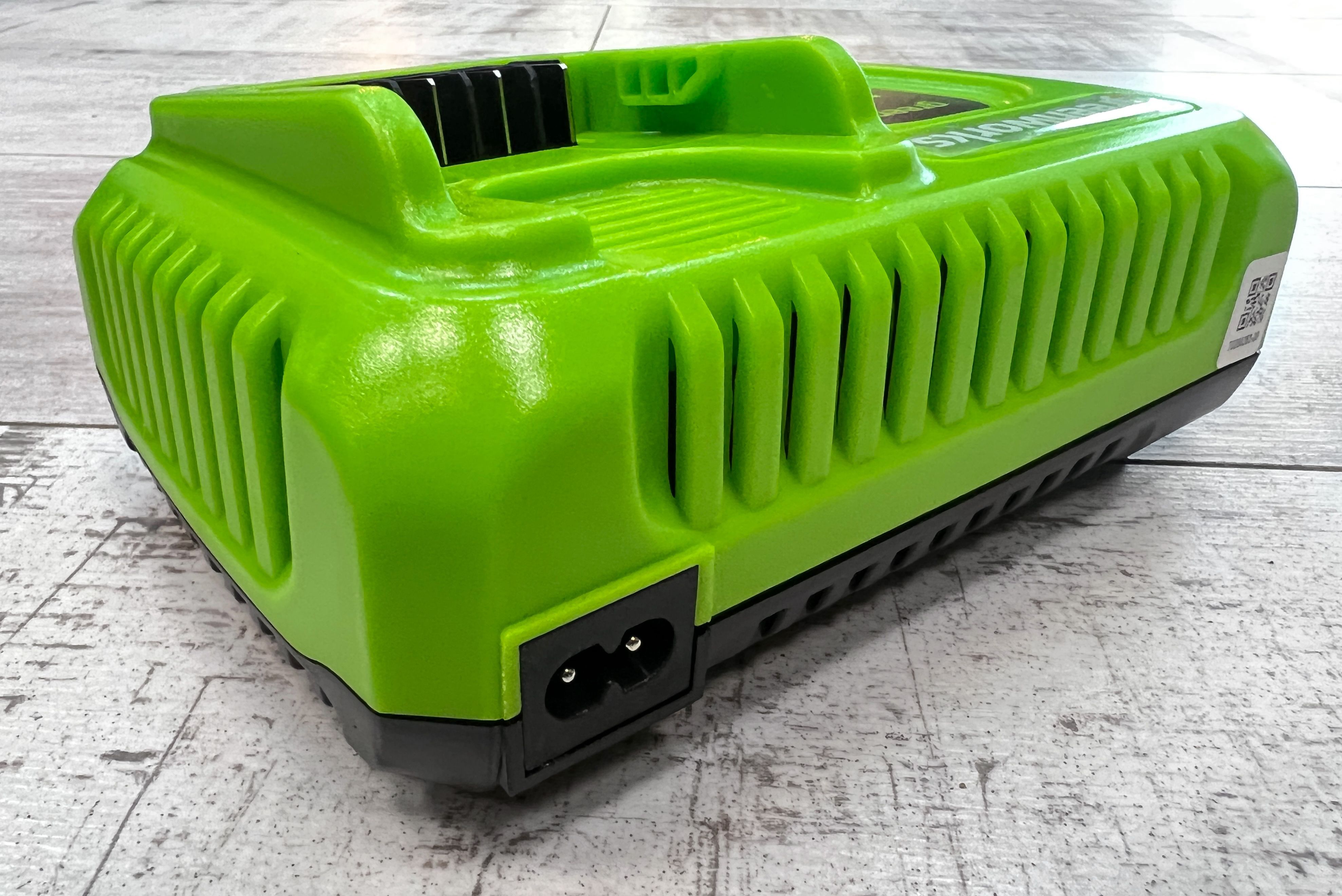 Зарядное устройство быстрое (5А) Greenworks 40V G40UC5 2945107