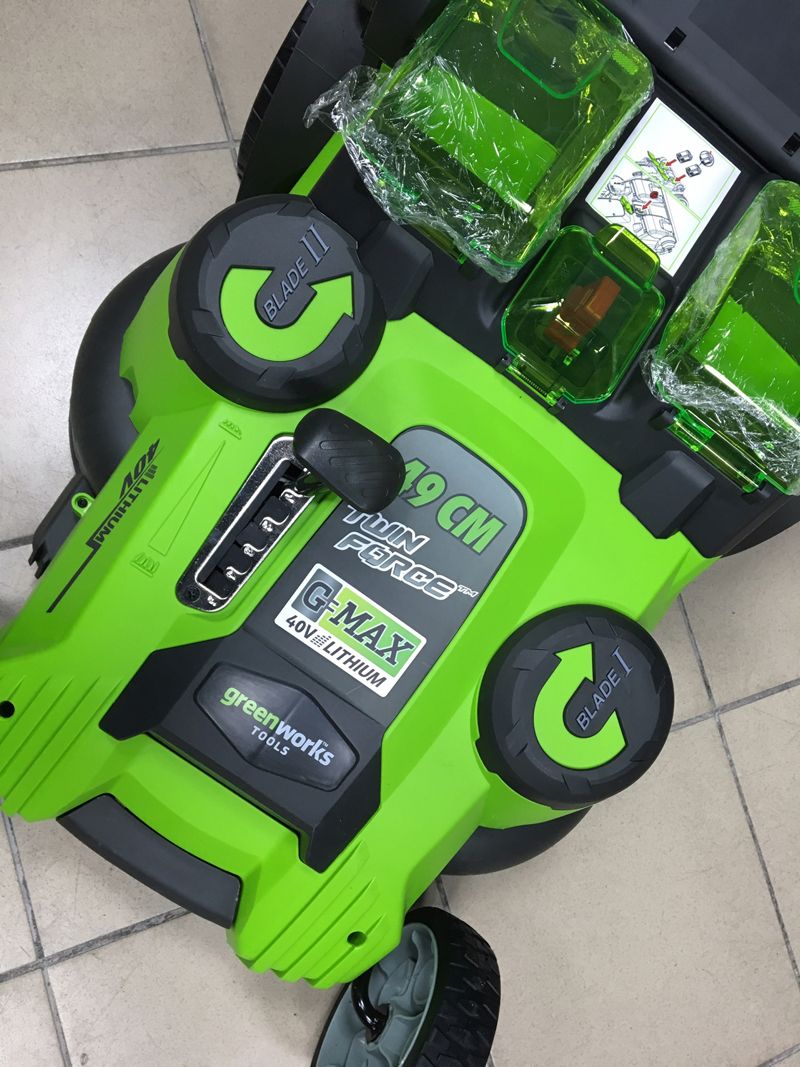 Газонокосилка аккумуляторная Greenworks 49 см 40V G40LM49DB TwinForce 2500207, без АКБ и ЗУ