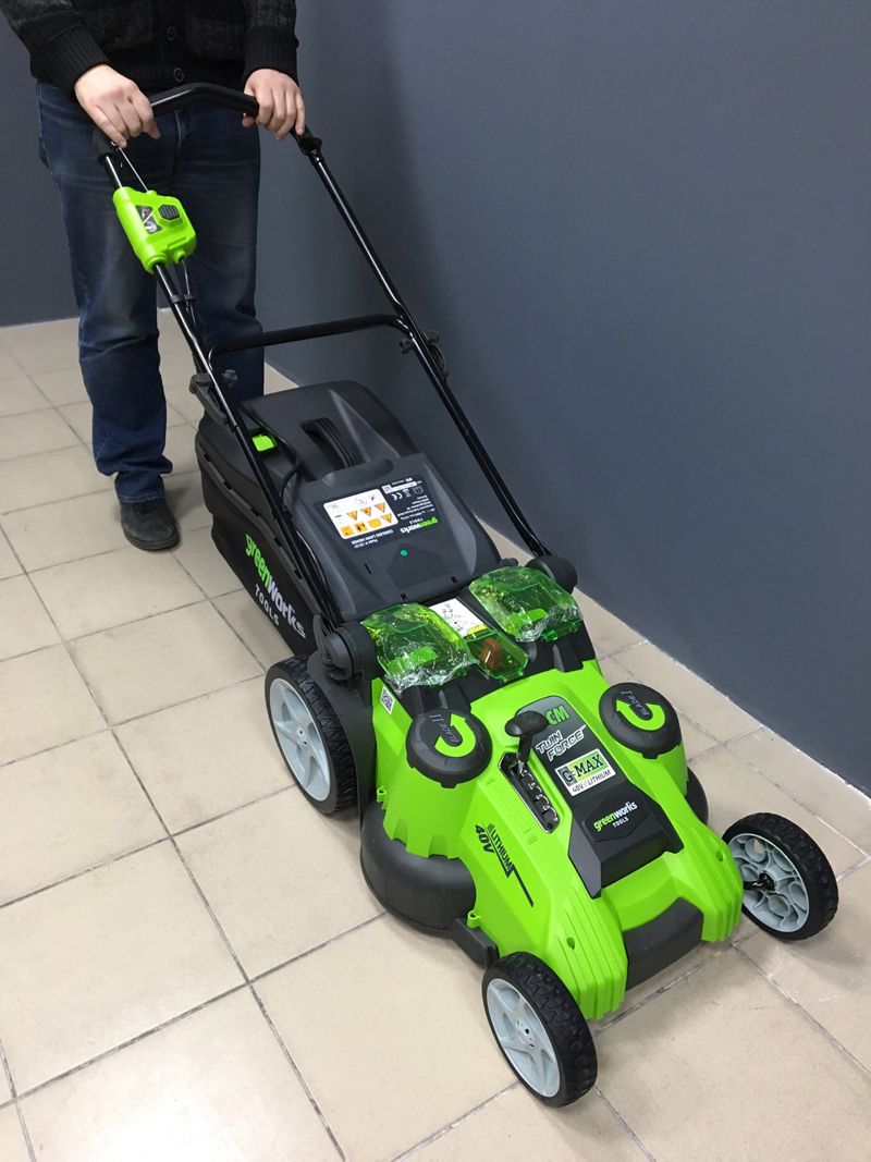 Газонокосилка аккумуляторная Greenworks 49 см 40V G40LM49DB TwinForce 2500207, без АКБ и ЗУ