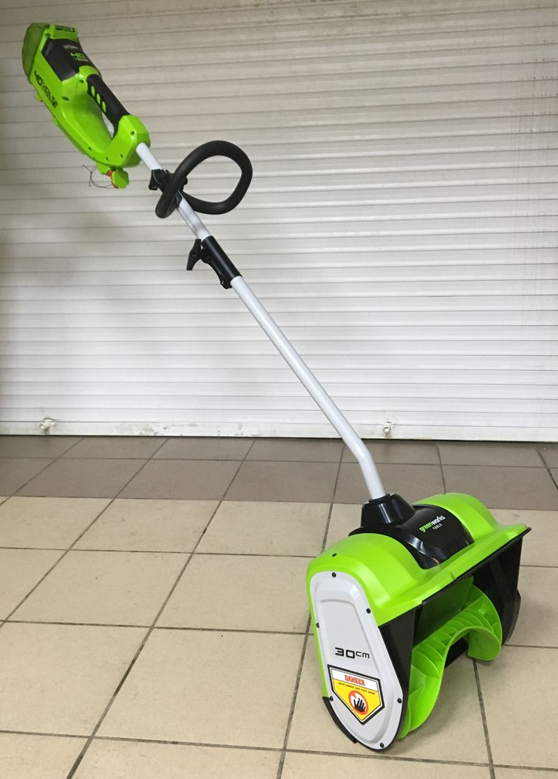 Снегоуборщик-лопата аккумуляторный Greenworks 30 см 40V G40SS30, бесщёточный, без АКБ и ЗУ